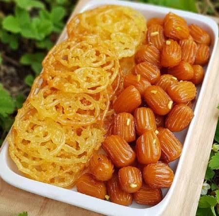 Zoolbia and Bamieh Persian syrup pastries